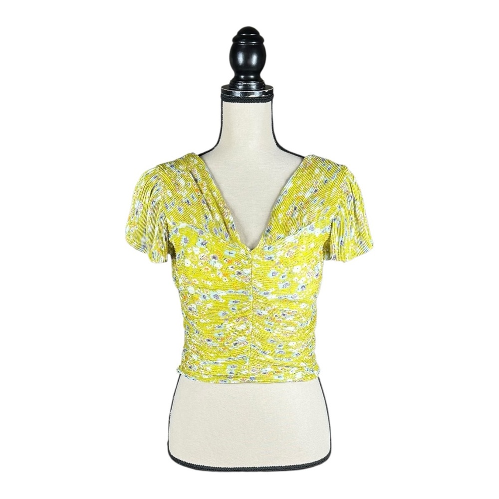 Astr The Label Lime Yellow Floral Mini Pleated Feminine Flirty Crop Top New - Picture 2 of 5